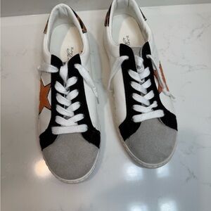 Vintage Havana Gray, Black, White, Orange Star, Leopard. Sneakers size 8 women’s